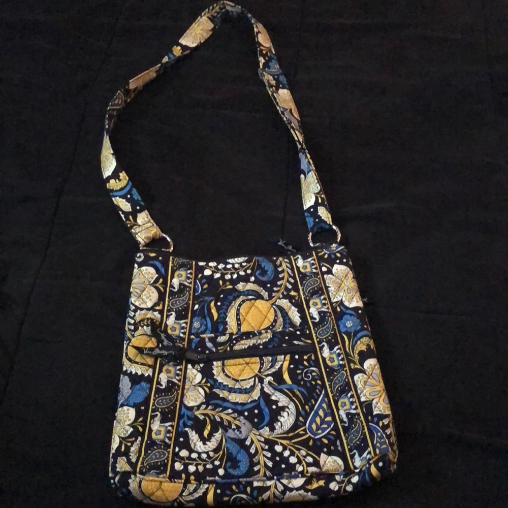 Vera Bradley Ellie Blue Hipster - Never used